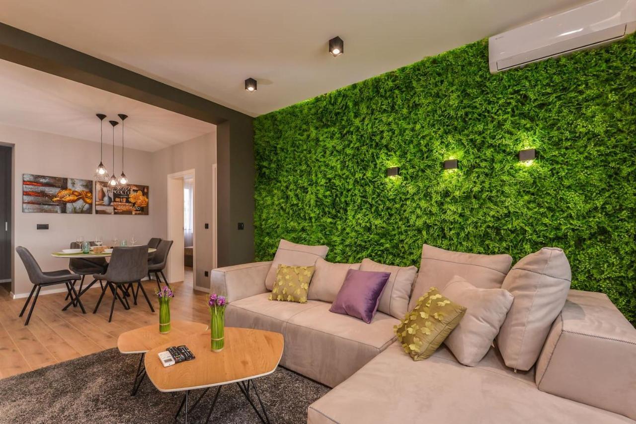 Urban Eden - Lux & Style, 2-Bedroom, 2-Bathroom Sofia Bagian luar foto